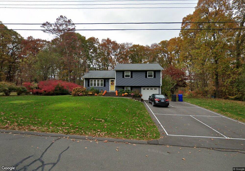 19 Hillsdale Dr, Ellington, CT 06029 - photo 1