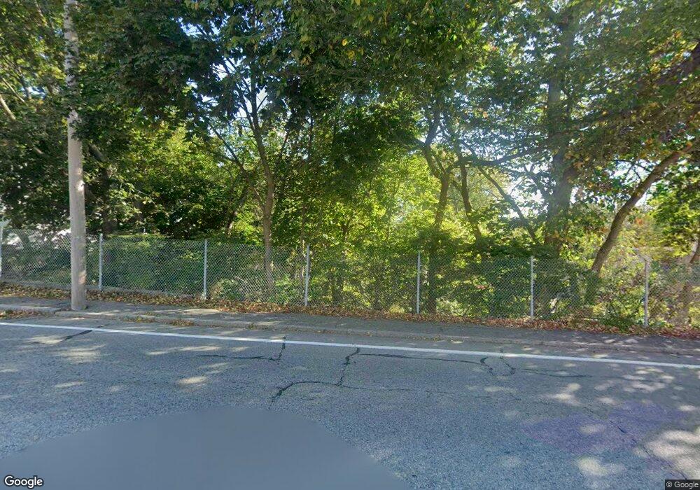 211 Cumberland St, Cumberland, RI 02864 - photo 1