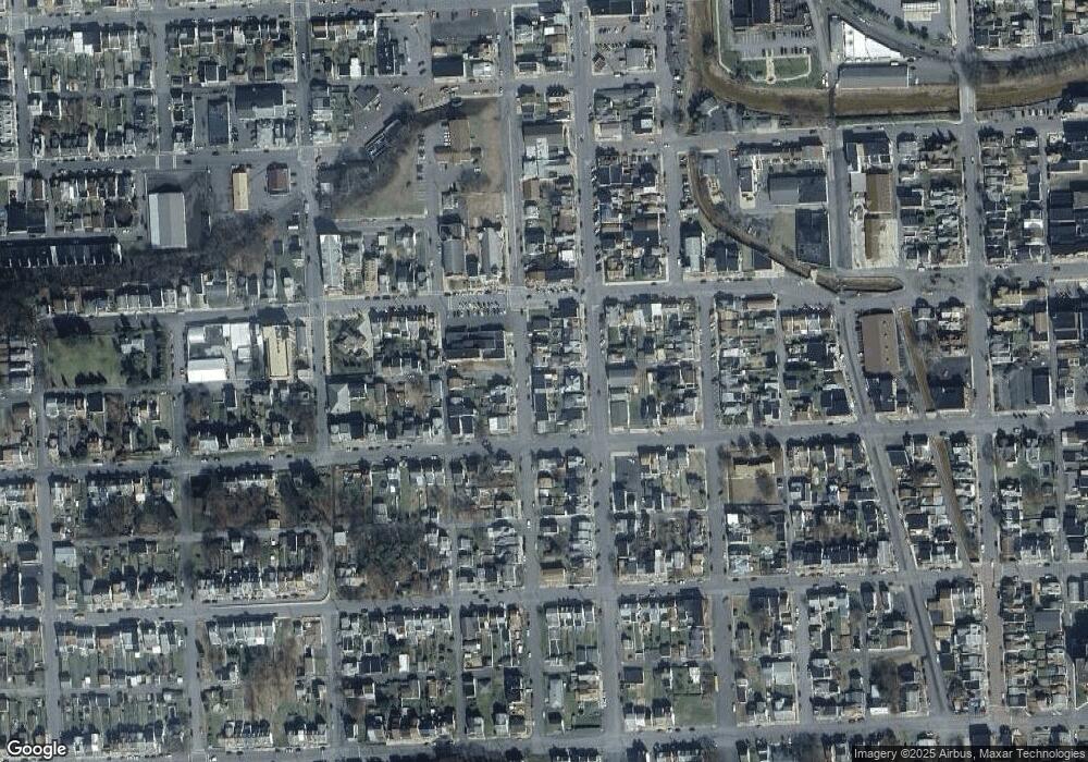 31 S 1st St, Shamokin, PA 17872 - photo 1