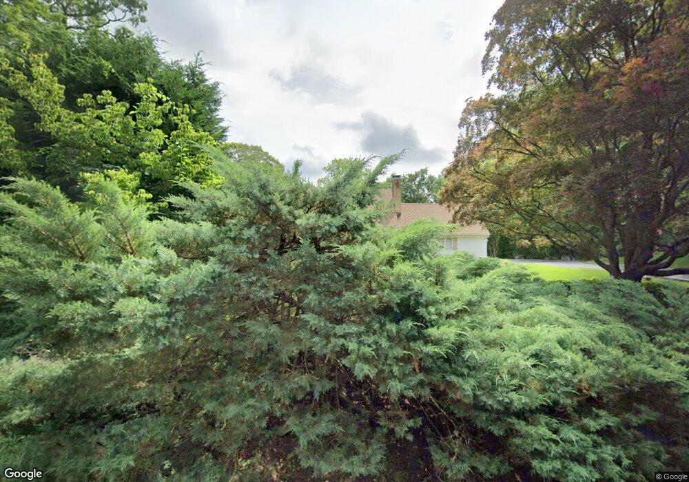 61 Stonehedge Dr S, Greenwich, CT 06831 - photo 1