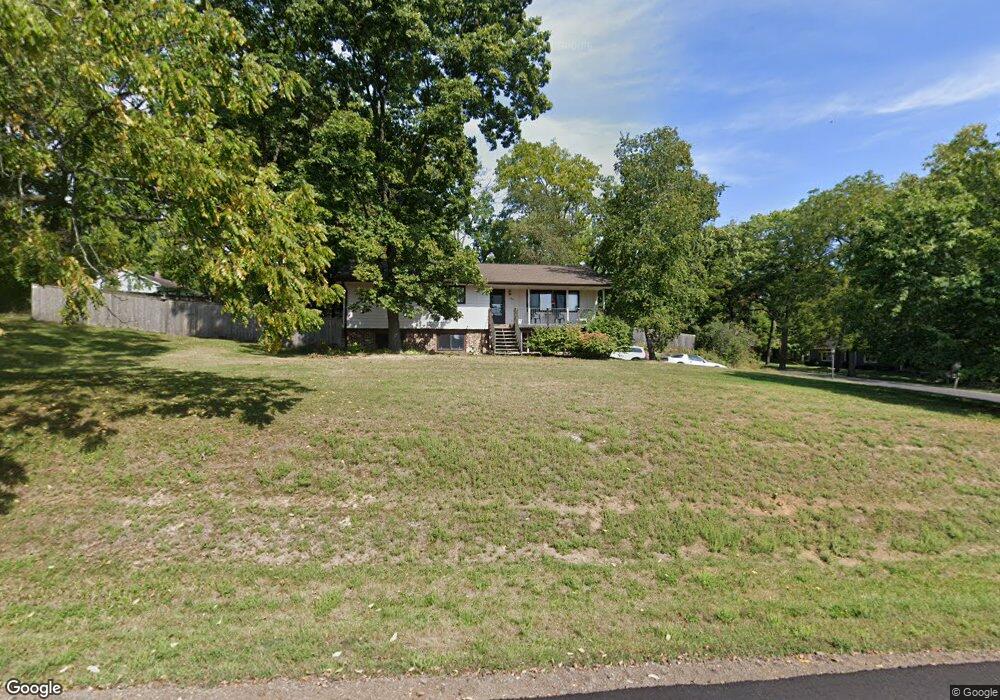 1834 Briarwood Ln, Fitchburg, WI 53575 - photo 1