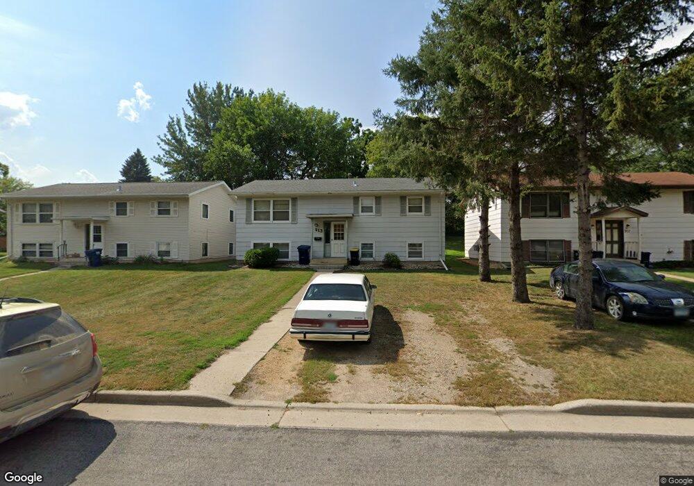 913 N Spring St, New Ulm, MN 56073 - photo 1