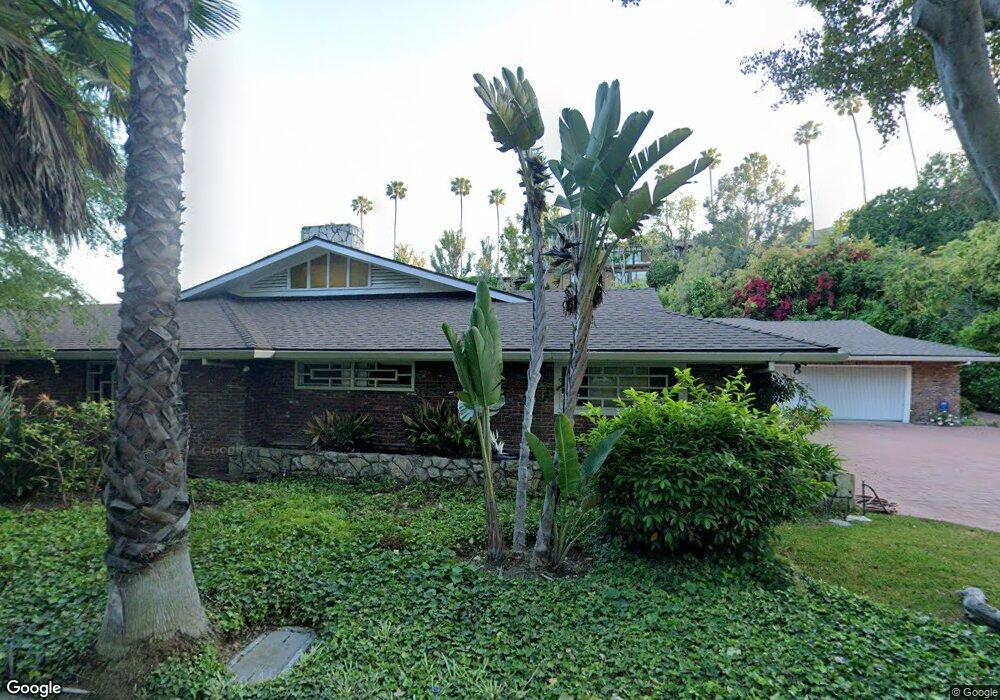 1164 Laurel Way, Beverly Hills, CA 90210 - photo 1