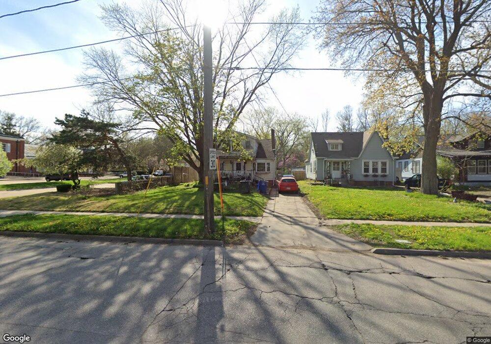 1072 42nd St, Des Moines, IA 50311 - photo 1
