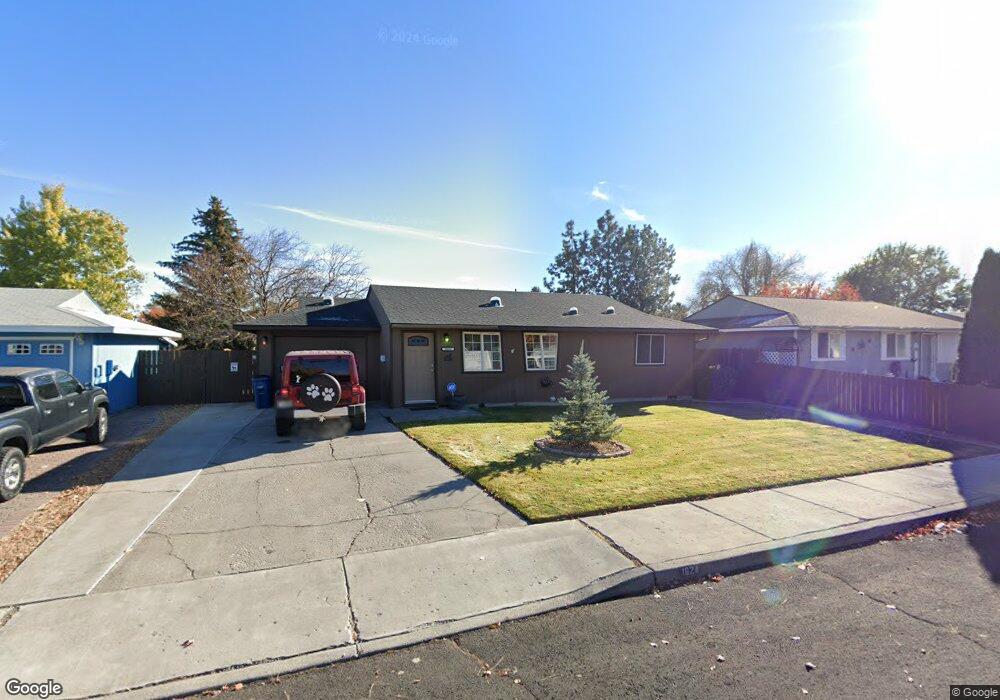 1624 SW 34th St, Redmond, OR 97756 - photo 1