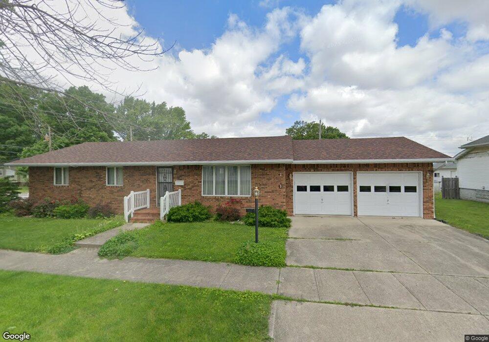 1824 Grant Ave, Mattoon, IL 61938 - photo 1