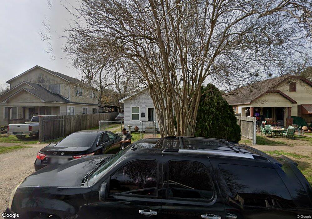 1404 7th St, Rosenberg, TX 77471 - photo 1