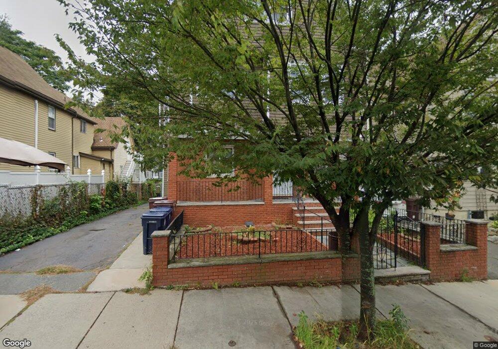 150 Glendale St, Everett, MA 02149 - photo 1