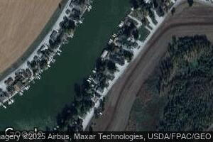 2402 E Lake Dr, Union, NE 68455