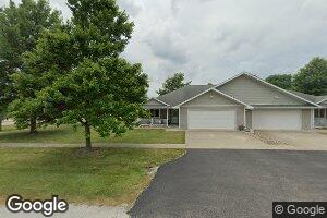 430 S East St, Moweaqua, IL 62550