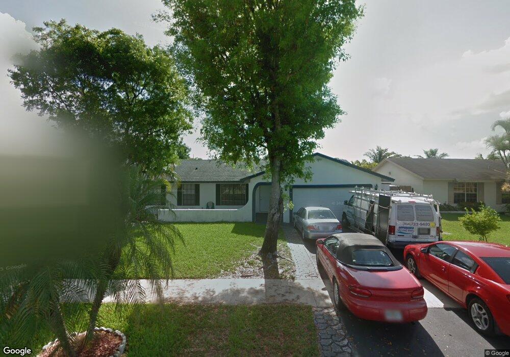 1050 SW 124th Way, Davie, FL 33325 - photo 1