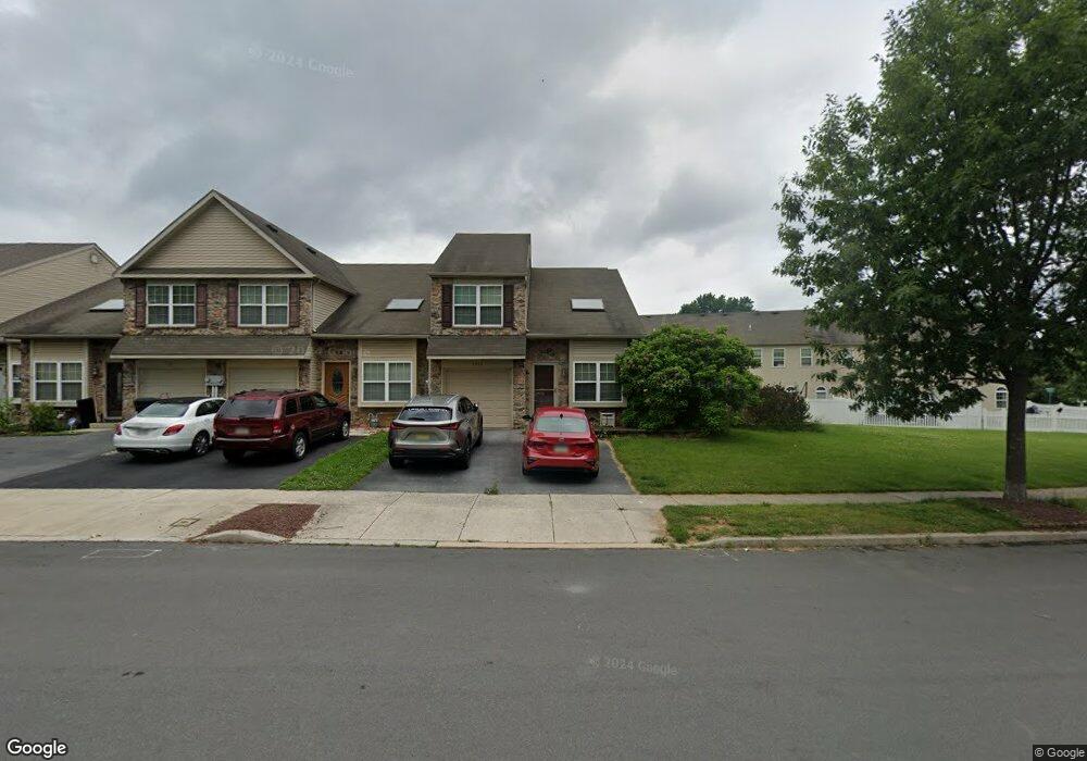 5513 Tanglewood Ln Ln, Allentown, PA 18106 - photo 1