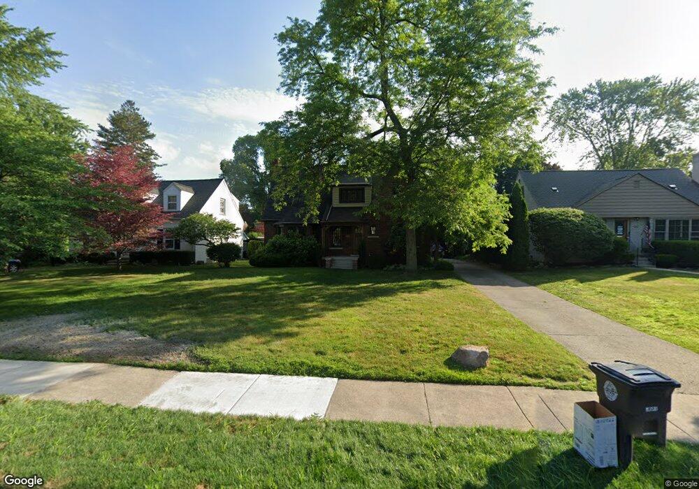 324 Kerby Rd, Grosse Pointe Farms, MI 48236 - photo 1