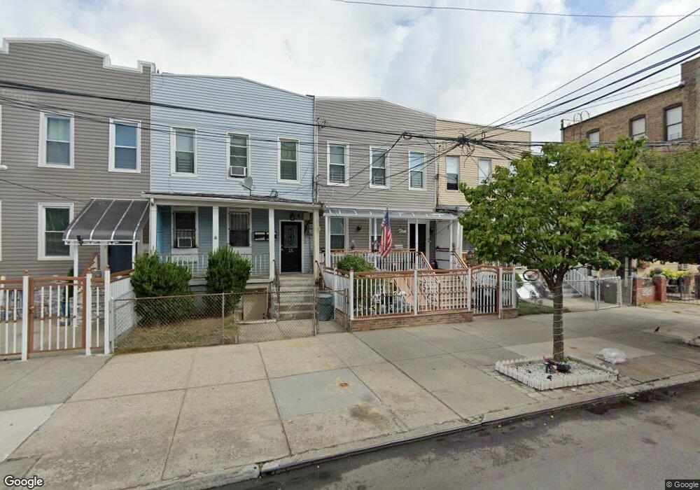 27 Obrien Place, Brooklyn, NY 11208 - photo 1