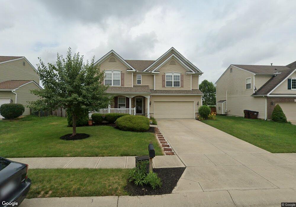 1305 Cross Dr, Xenia, OH 45385 - photo 1