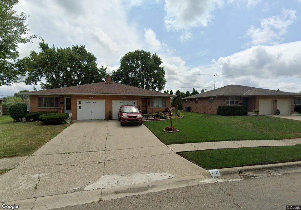 1717 Durbridge Rd, Columbus, OH 43229 - photo 1