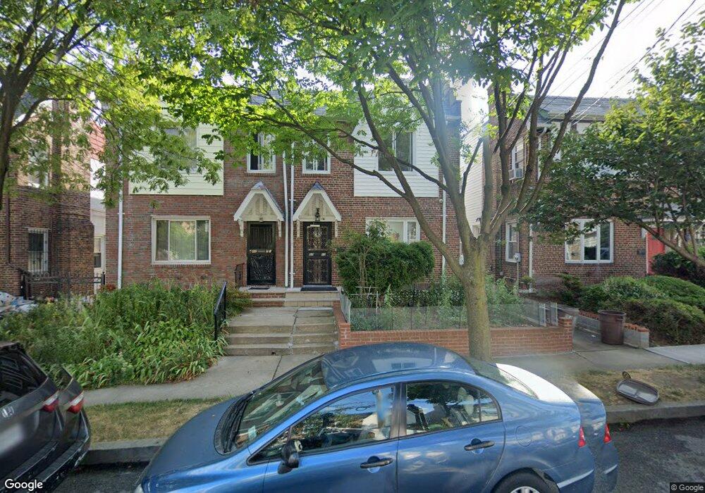 8273 166th St, Jamaica, NY 11432 - photo 1