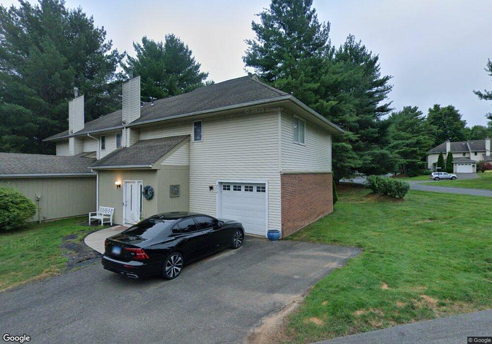 272 Alewife Ln, Suffield, CT 06078 - photo 1