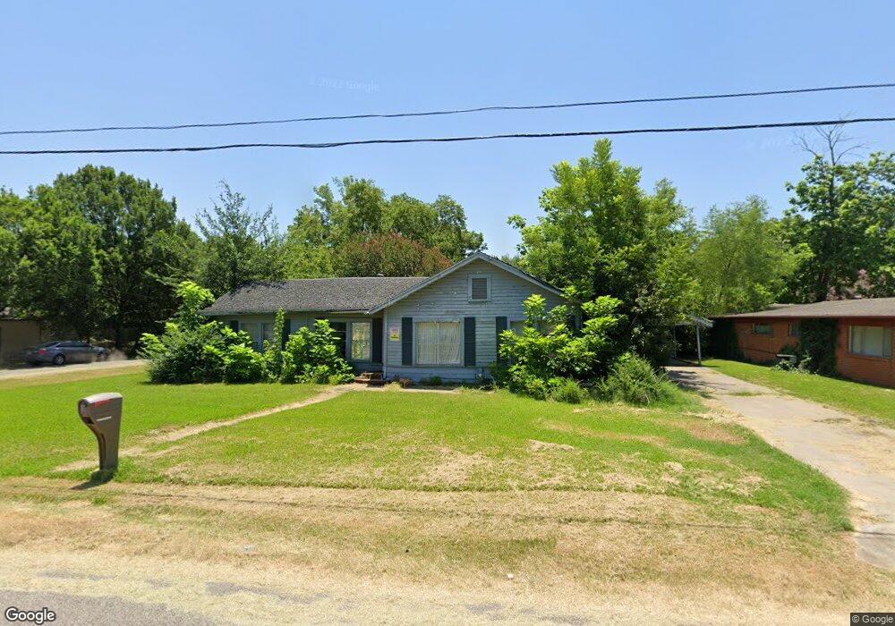 401 W Evans Ave, Bonham, TX 75418 - photo 1