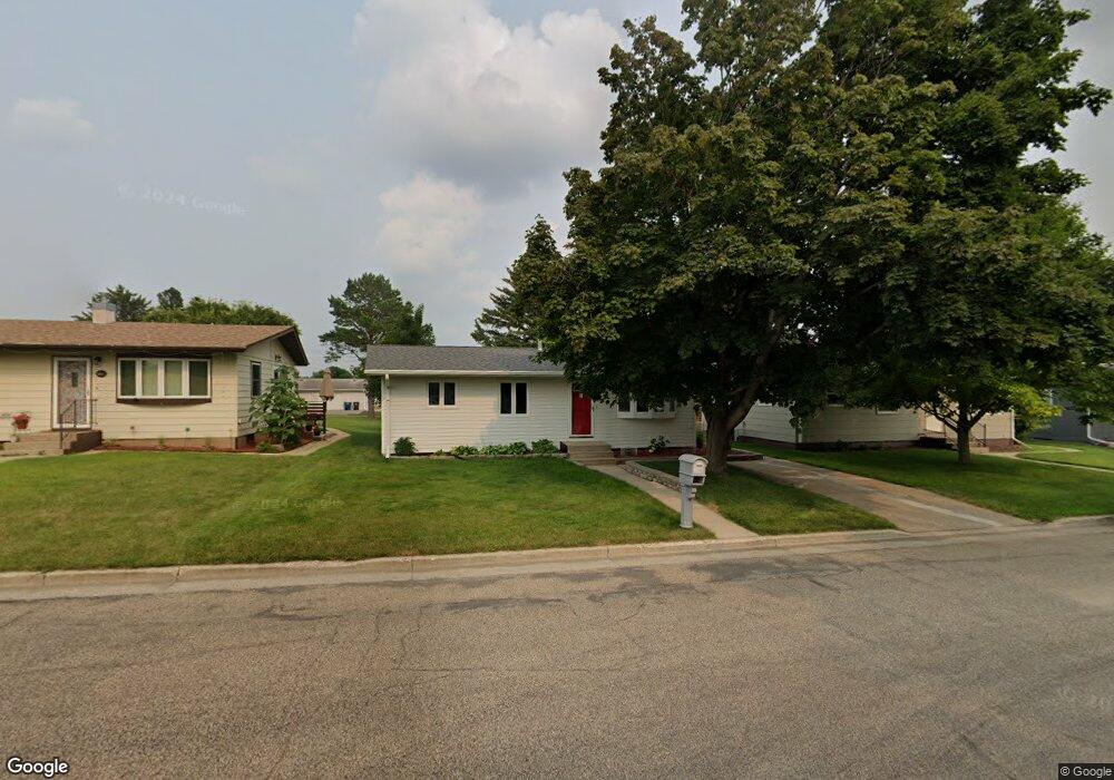 1413 9th Ave SW, Jamestown, ND 58401 - photo 1