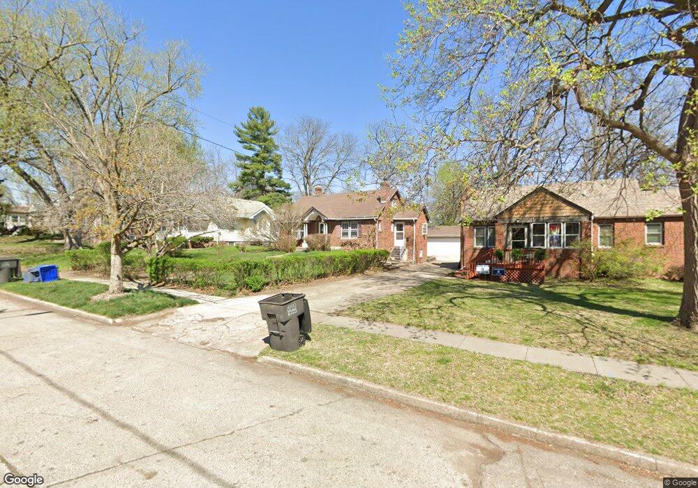2001 37th St, Des Moines, IA 50310 - photo 1
