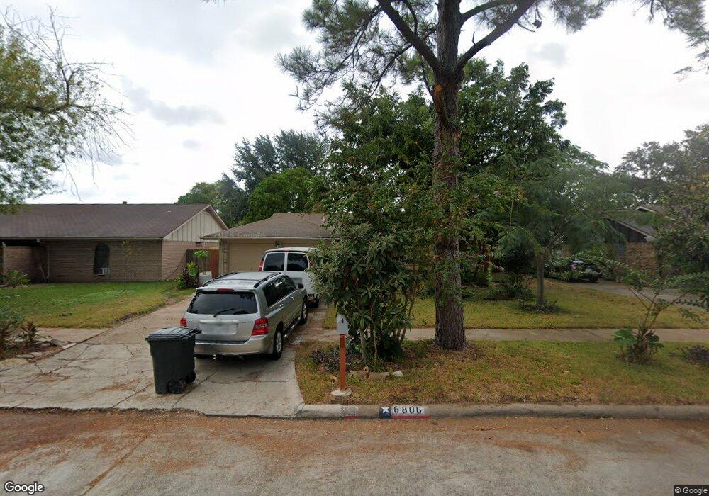 6806 Feather Creek Dr, Houston, TX 77086 - photo 1