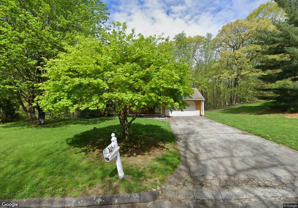 814 Rail Fence Rd, Orange, CT 06477 - photo 1