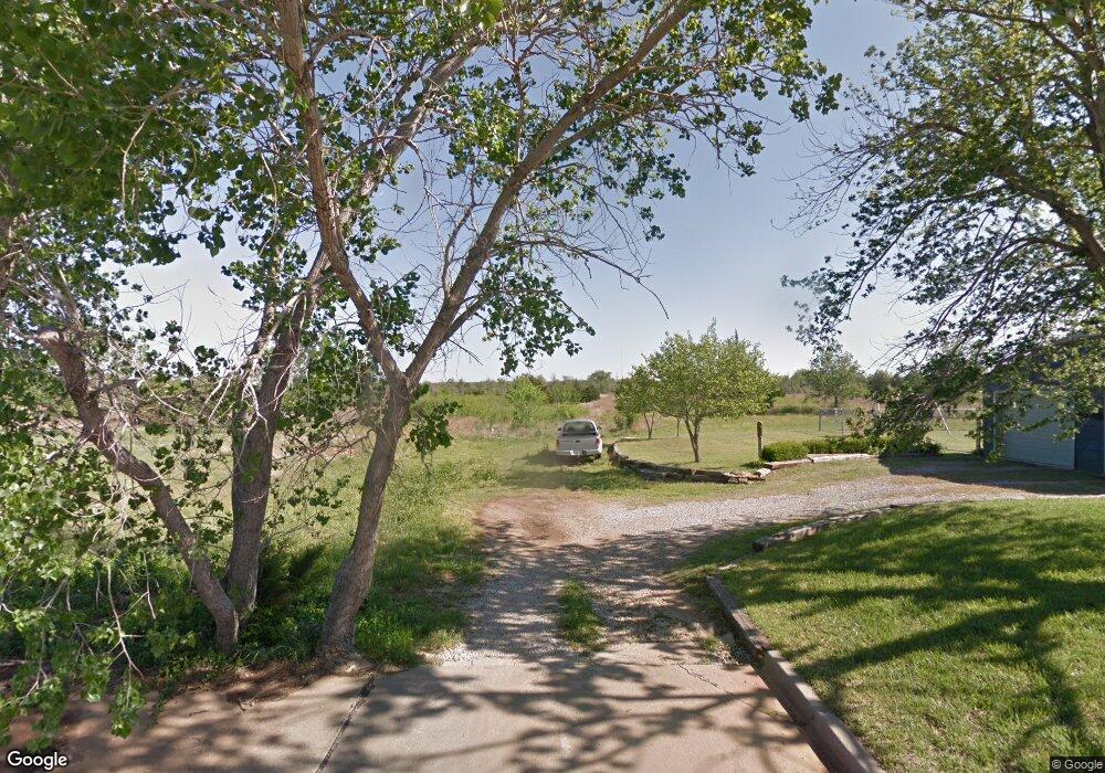 5162 Whispering Hills Dr, Duncan, OK 73533 - photo 1