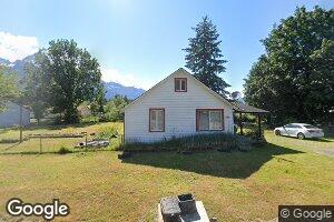565 Elwell Ave, Darrington, WA 98241