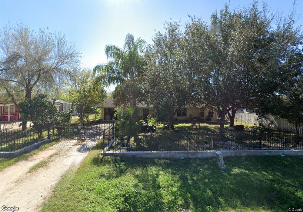 712 E Mile 11 N, Weslaco, TX 78599 - photo 1
