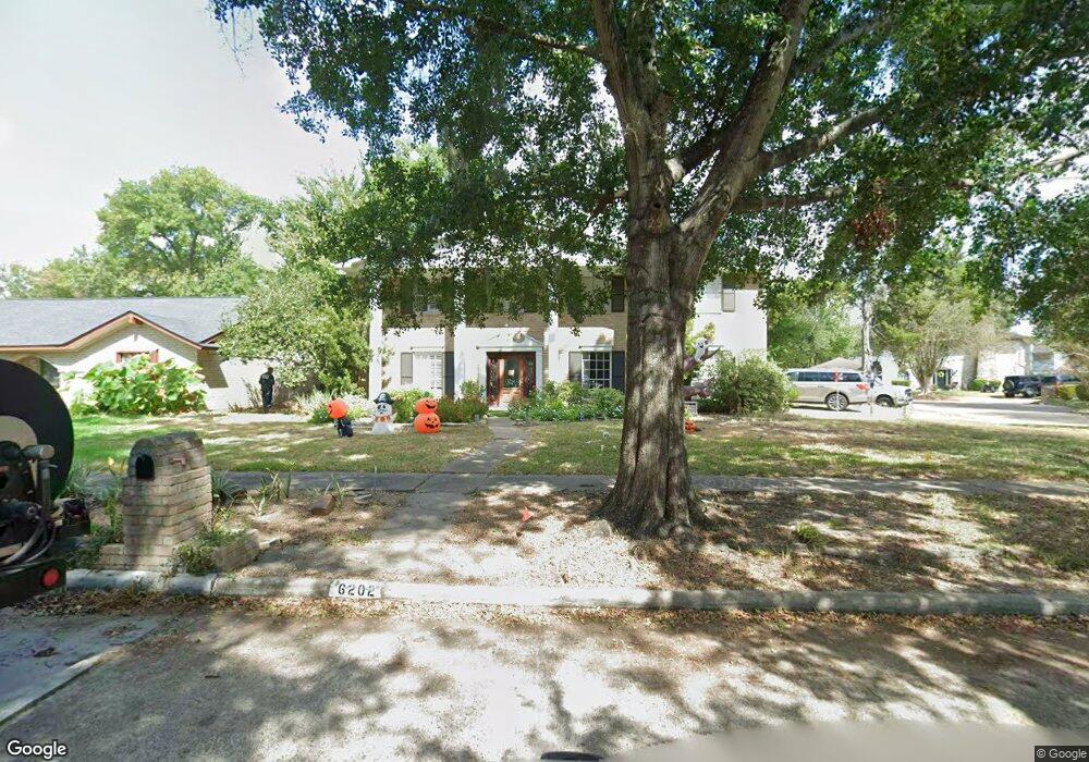 6202 Lonesome Bayou Ln, Houston, TX 77088 - photo 1