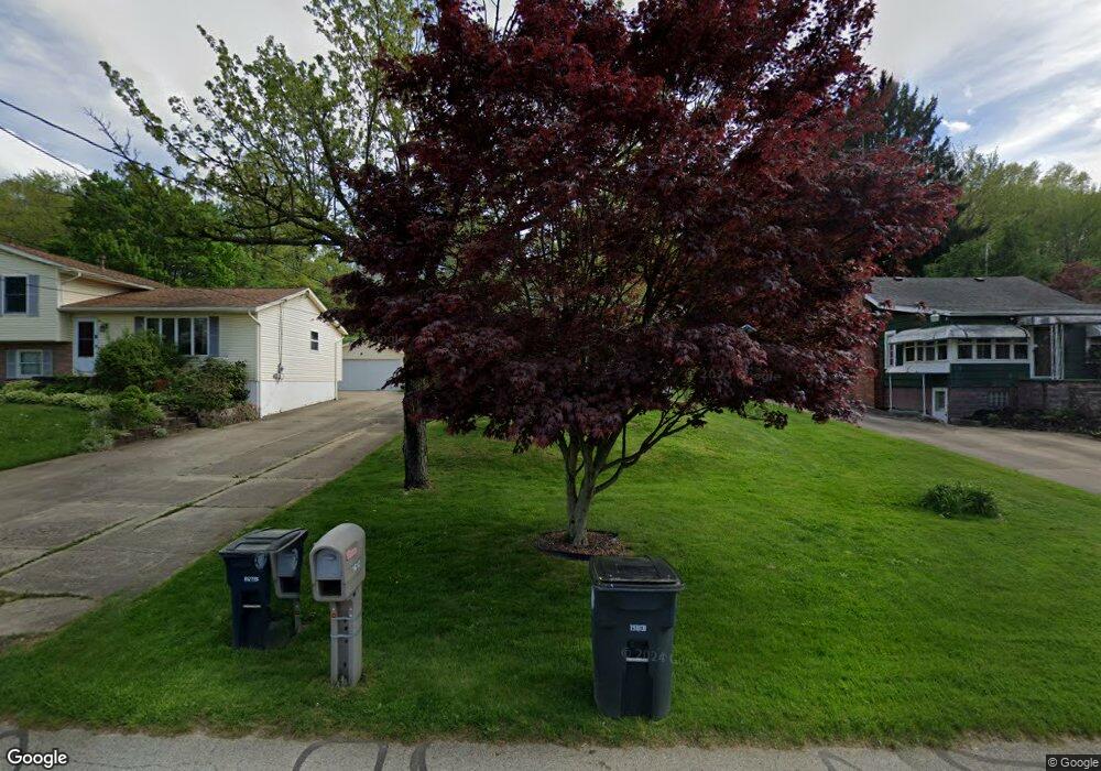 1612 Faye Rd, Akron, OH 44306 - photo 1