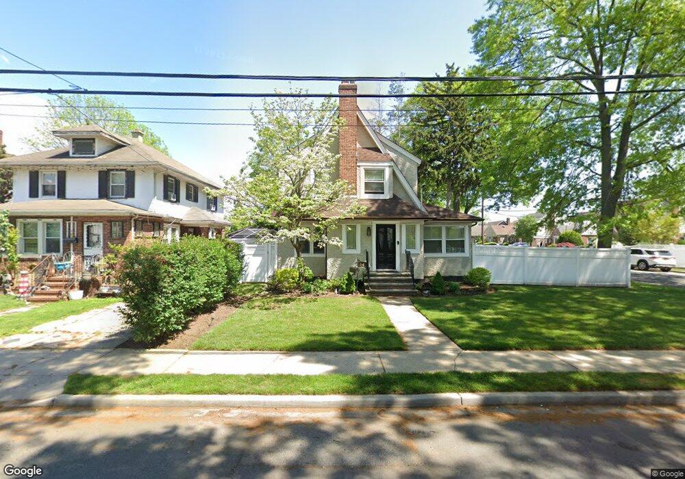 1086 Foster St, Franklin Square, NY 11010 - photo 1
