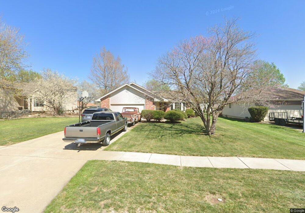 2812 SW Dukeries Rd, Topeka, KS 66614 - photo 1