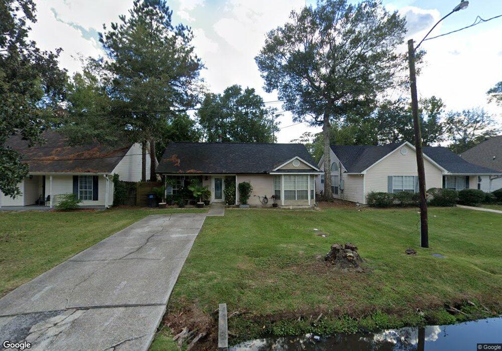 2203 Pelican St, Slidell, LA 70460 - photo 1