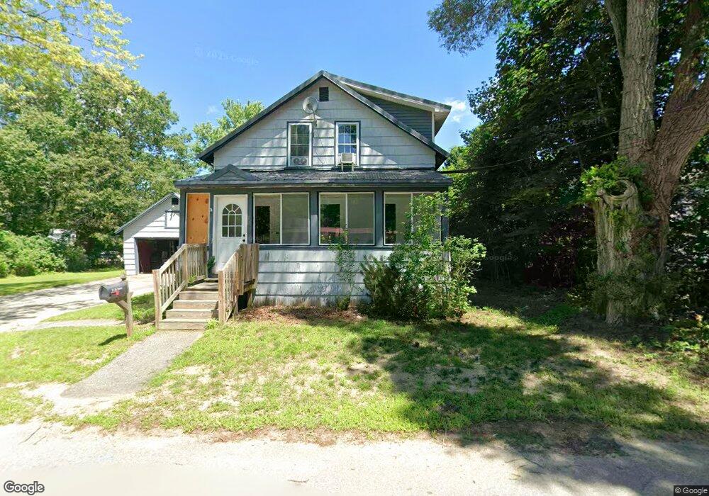 13 5th Ave, Mechanic Falls, ME 04256 - photo 1