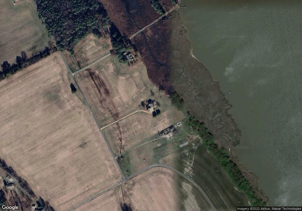 228 Sunnyside Ln, Dunnsville, VA 22454 - photo 1