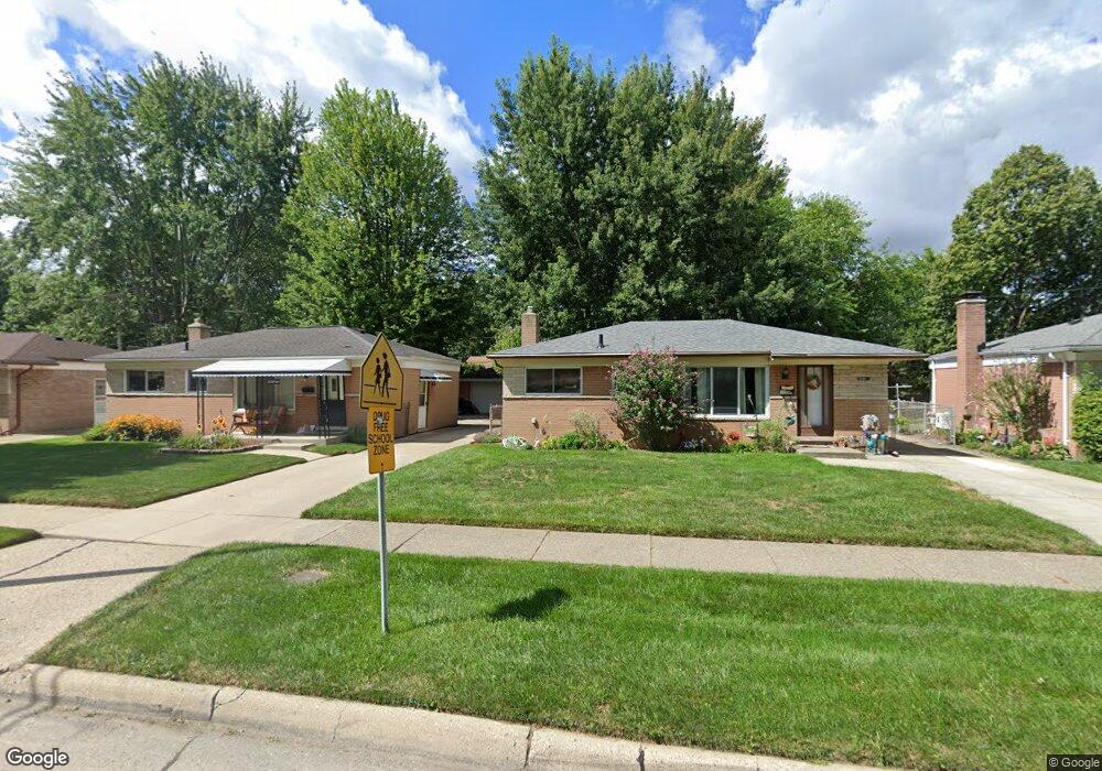 30805 Mayflower St, Roseville, MI 48066 - photo 1