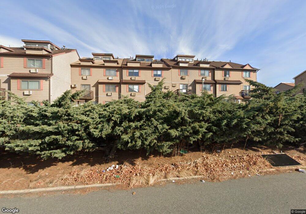 84 Lamped Loop unit 137, Staten Island, NY 10314 - photo 1