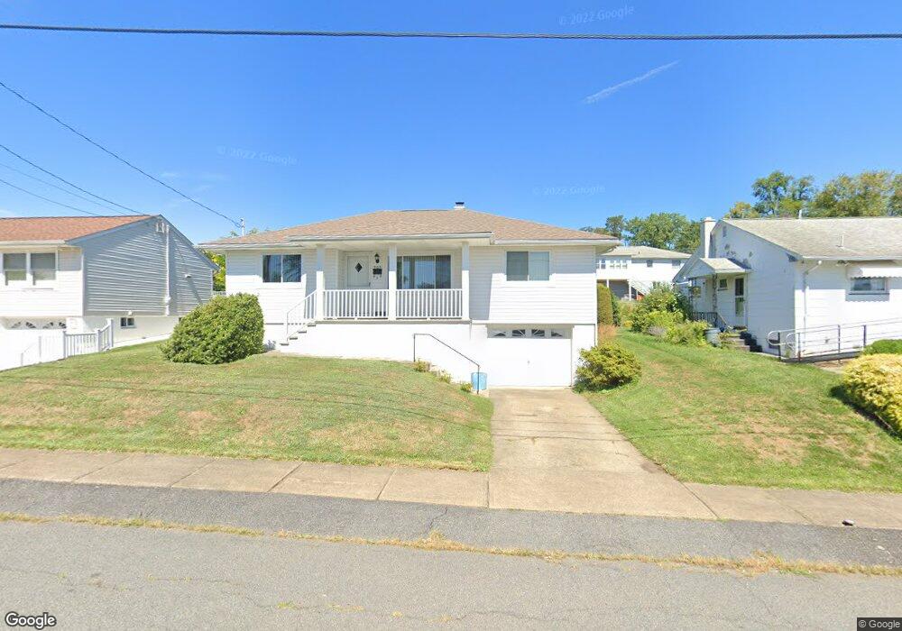 305 Schrader St, Taylor, PA 18517 - photo 1