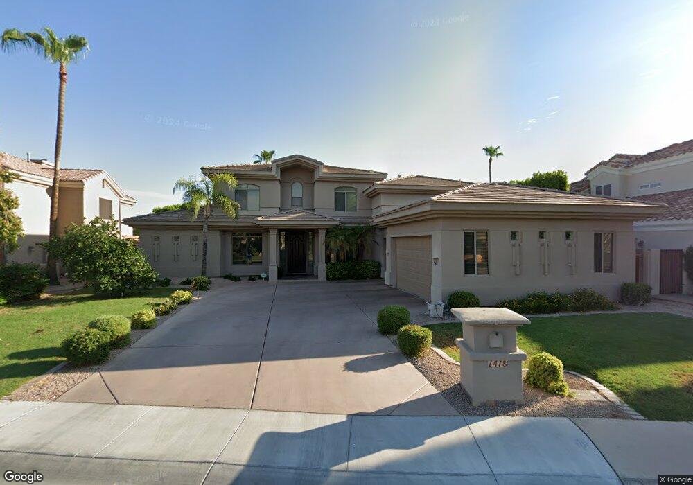 1418 E Catamaran Dr, Gilbert, AZ 85234 - photo 1