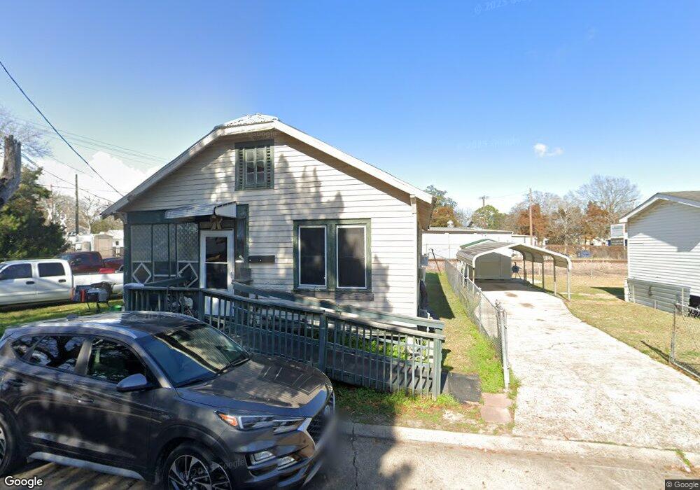 521 Lafayette St, New Iberia, LA 70560 - photo 1