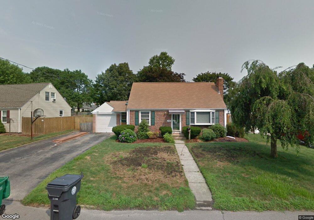 67 Pilgrim Dr, Warwick, RI 02888 - photo 1