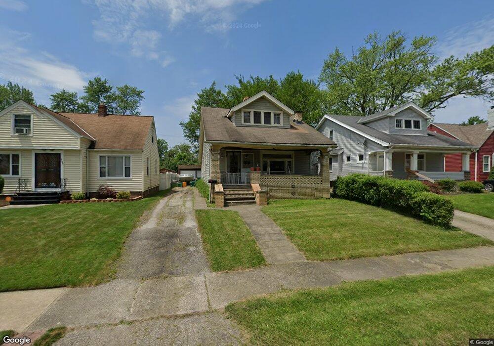 5122 Philip Ave, Maple Heights, OH 44137 - photo 1