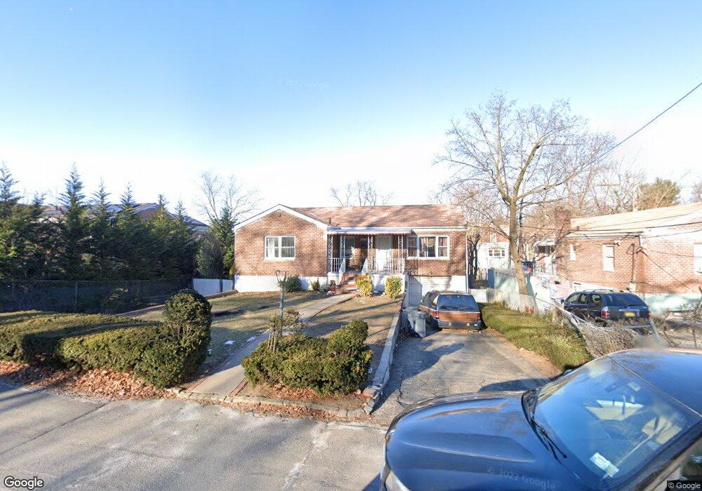 23 Yorkshire Place, Yonkers, NY 10701 - photo 1