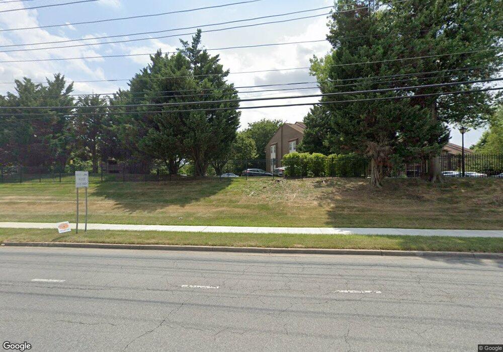 18503 Sweet Autumn Dr unit 303, Gaithersburg, MD 20879 - photo 1