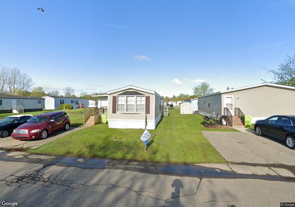 53 13 Colonies Ln, Flint, MI 48507 - photo 1