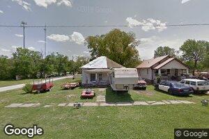 323 Sycamore St, Humboldt, KS 66748