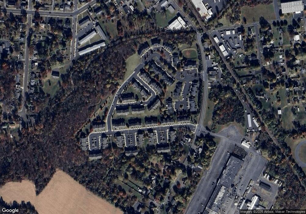 231 Windsor Ct, Quakertown, PA 18951 - photo 1