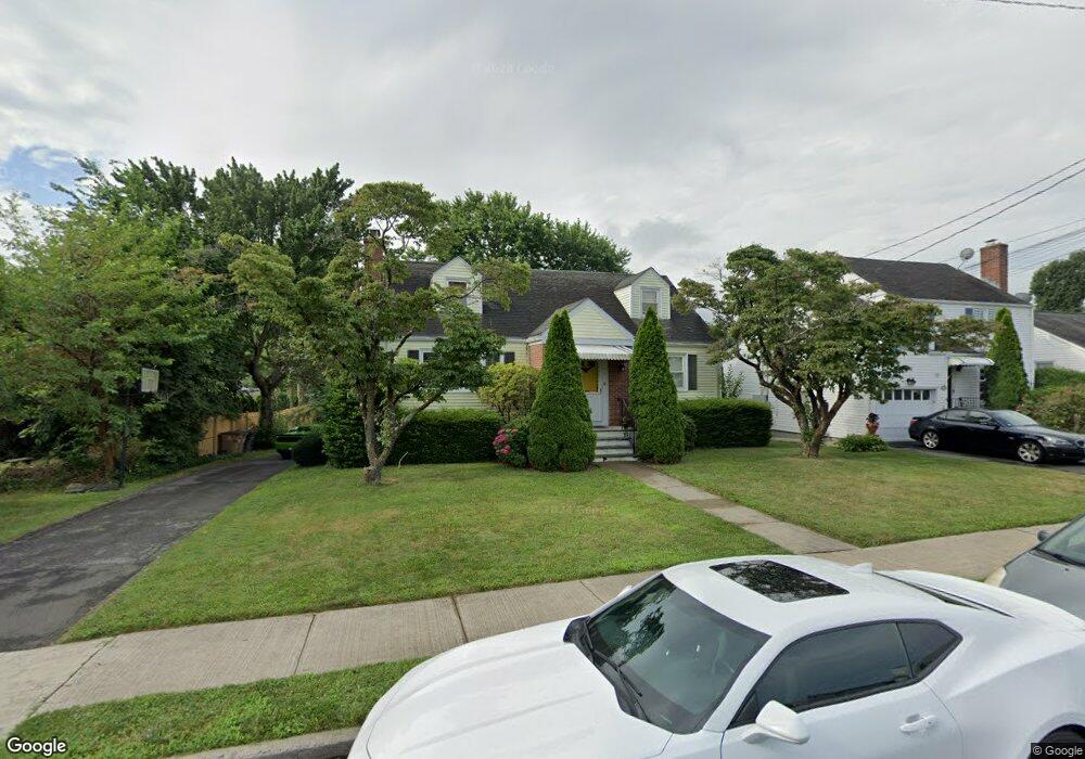 14 Caldwell Ave, Stamford, CT 06902 - photo 1